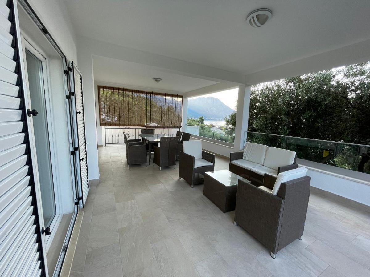 Tole Villa Podaca Exterior photo